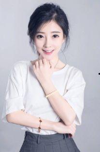 网红pk明星,网络红人与影视巨星巅峰对决